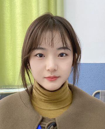 张雅茹.jpg